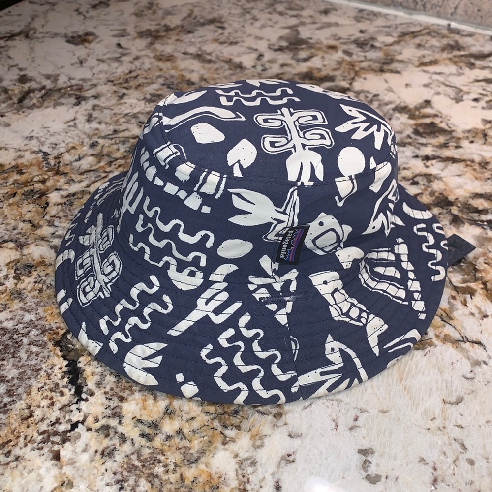 Gently used Patagonia Baby sun hat